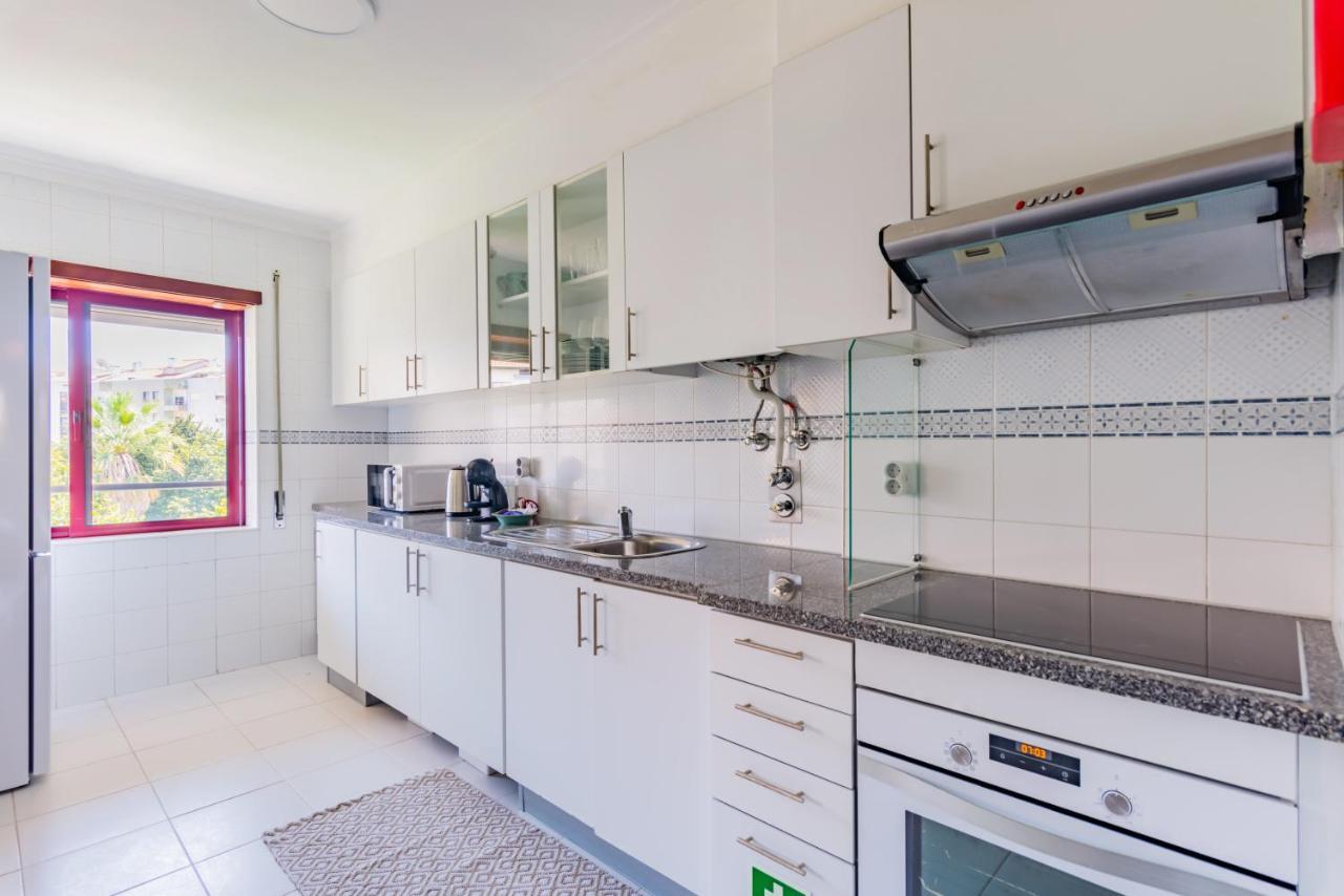 Mira-Ria - Apartamento Em Bairro Calmo E Central 阿威罗 外观 照片